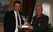 Orgeneral Hayri K�vr�ko�lu�na Ziyaret                                                                                                                                                                                                                     